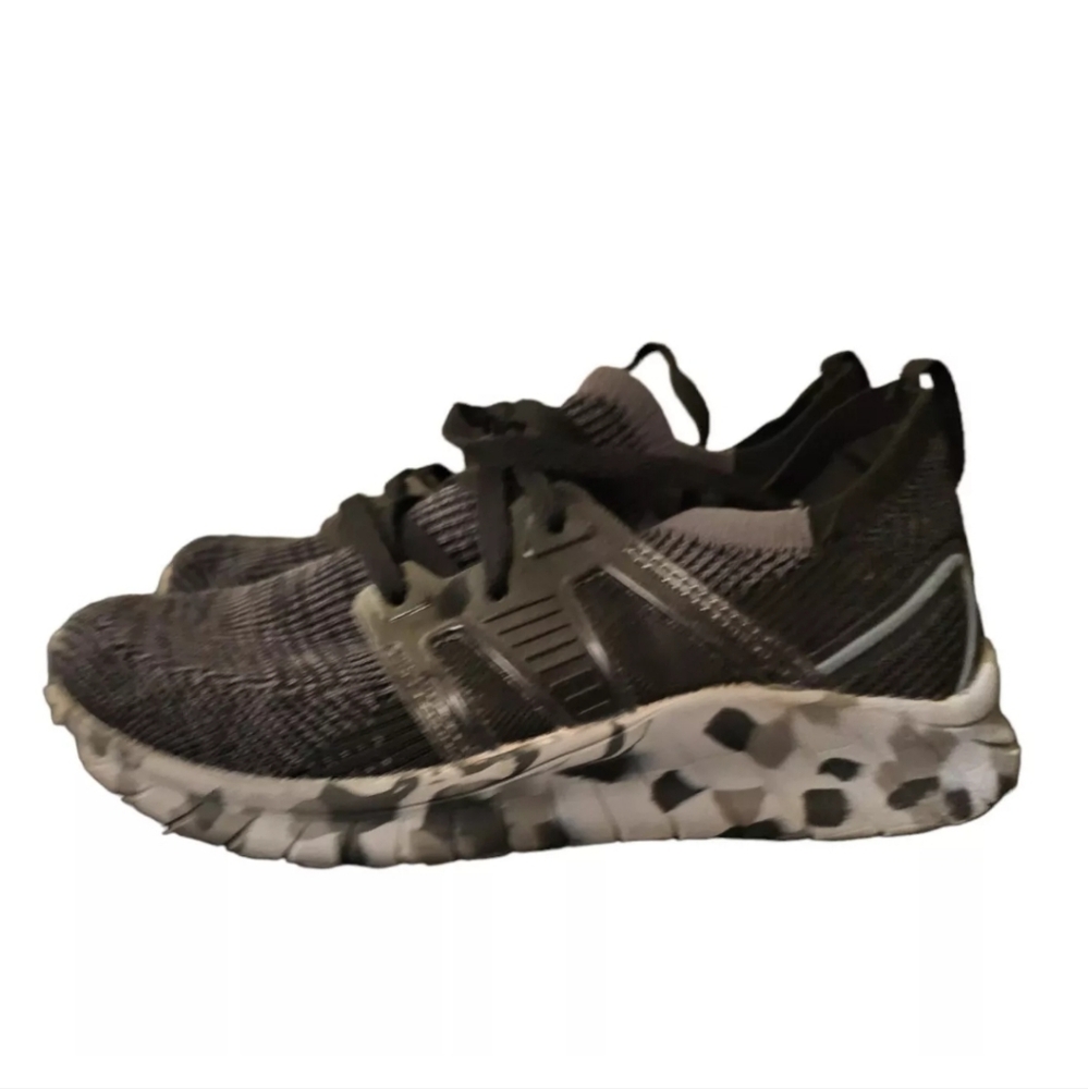 Athletic Works Boys Black and Gray Camo Sneakers Size 3